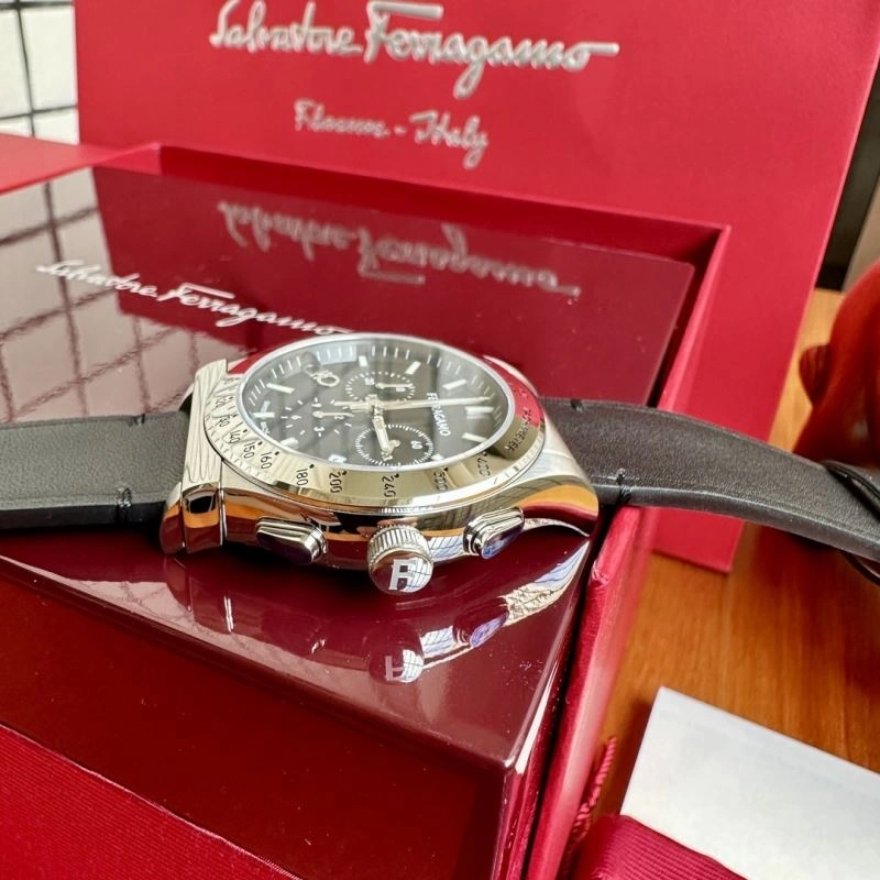FERRAGAMO Watches Durable 182281