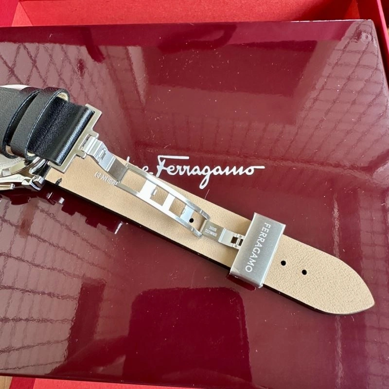FERRAGAMO Watches Durable 182281