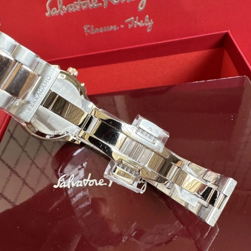 FERRAGAMO Watches Comfortable 182280