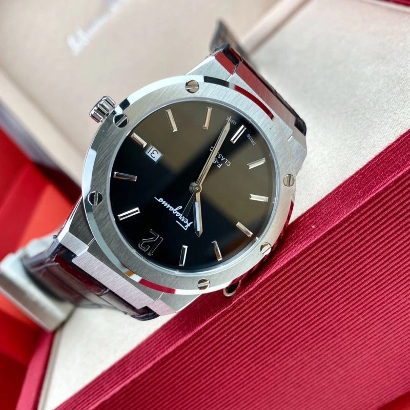 FERRAGAMO Watches MultiPurpose 182275