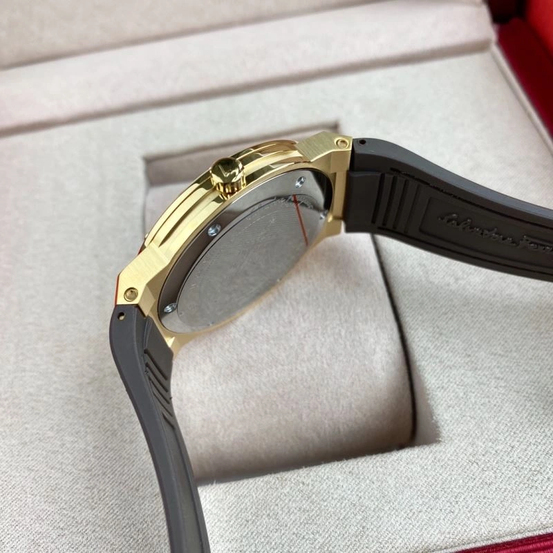 FERRAGAMO Watches Original 182274