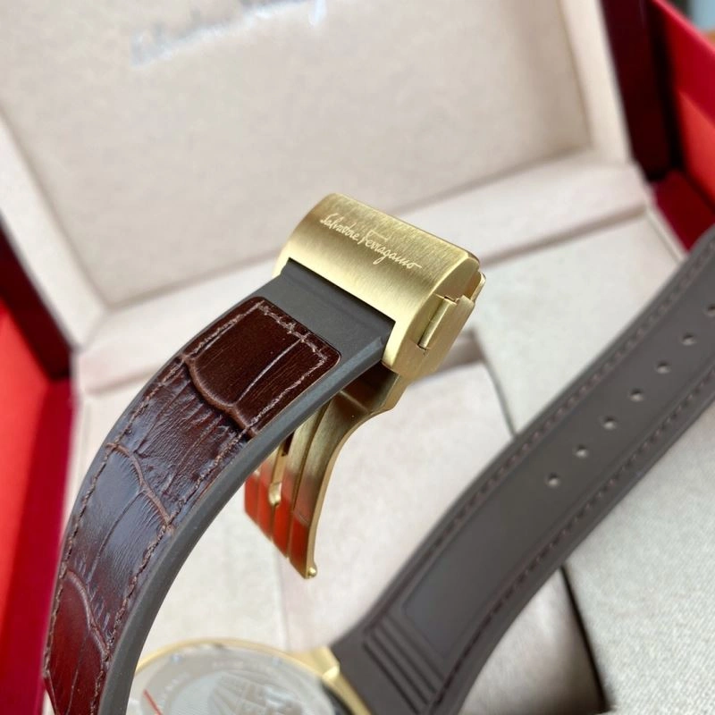 FERRAGAMO Watches Original 182274