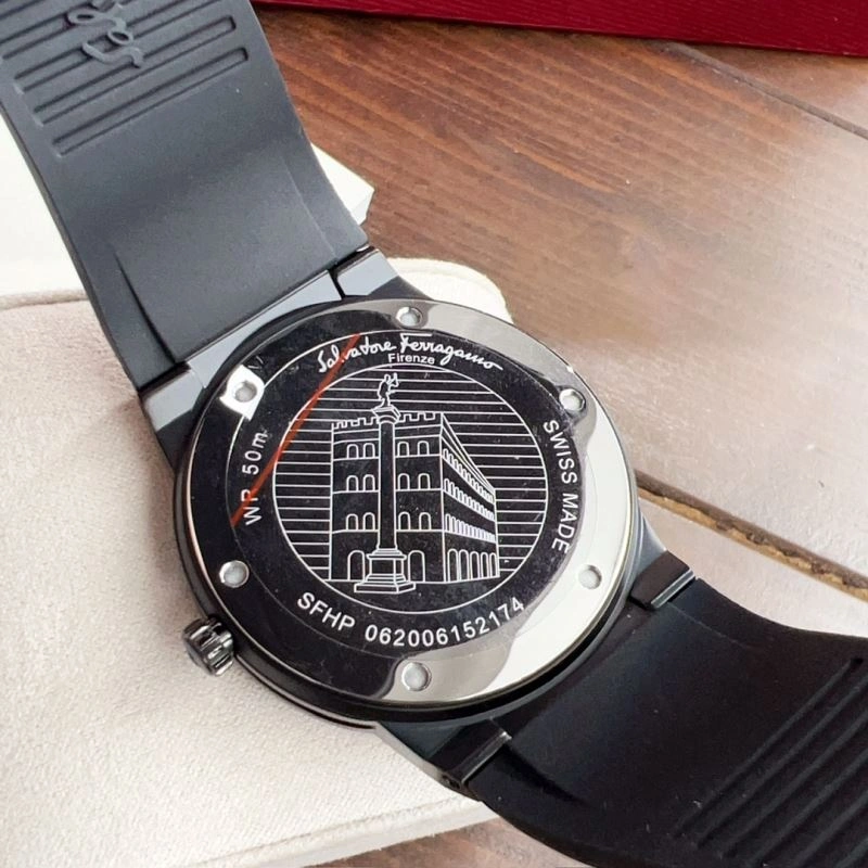 Minimalist FERRAGAMO Watches 182272