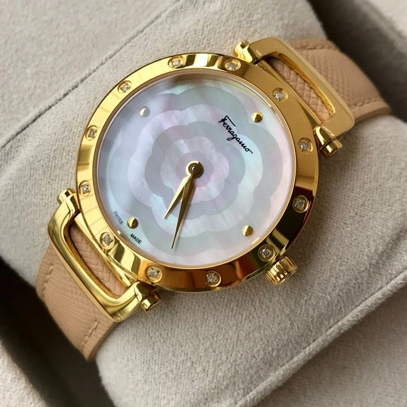 OnTrend FERRAGAMO Watches 182261