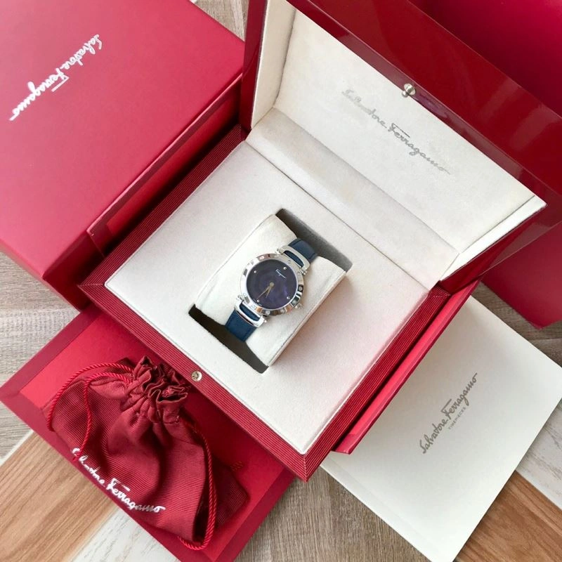 FERRAGAMO Watches SoftTouch 182260