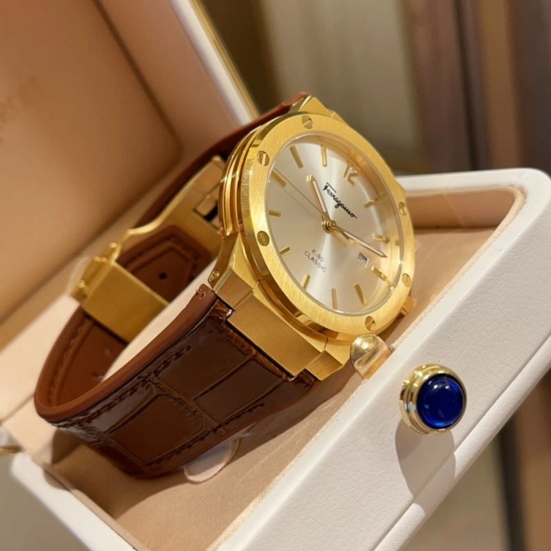 FERRAGAMO Watches Cozy 182257
