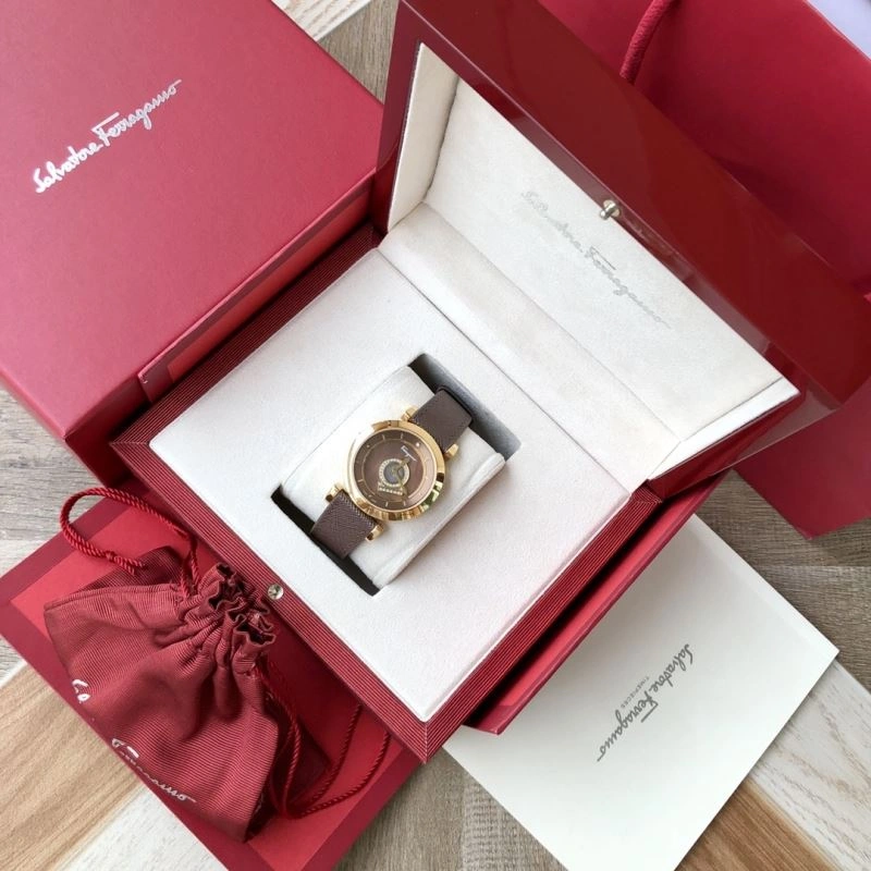 FERRAGAMO Watches ModernLook 182251