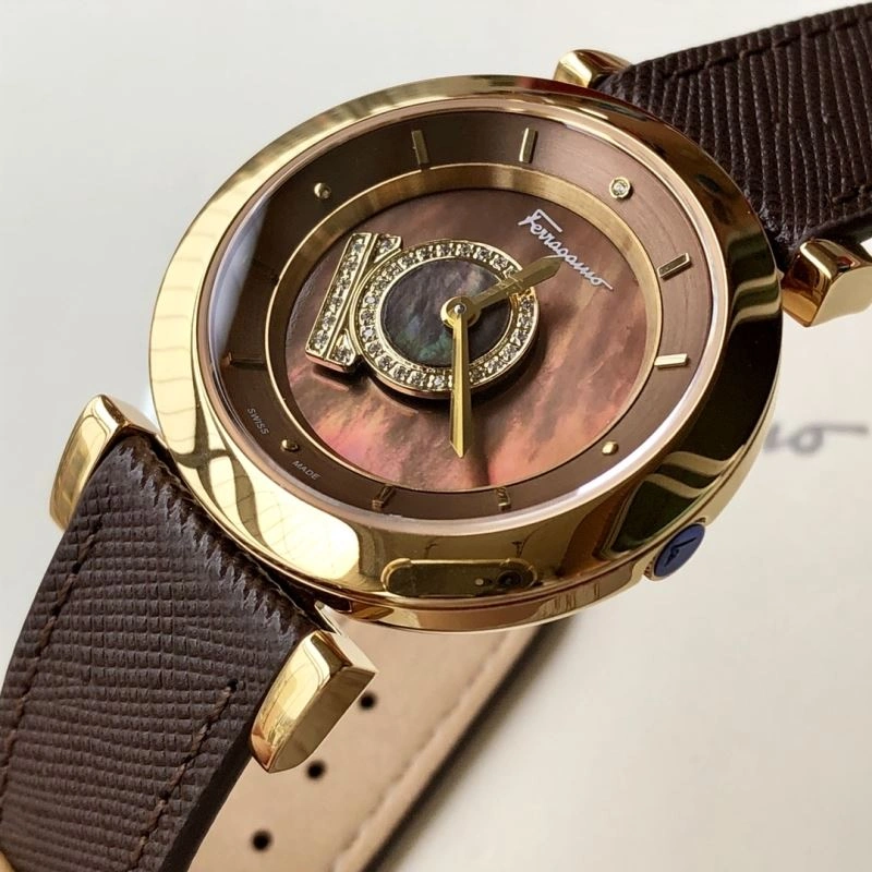 FERRAGAMO Watches ModernLook 182251