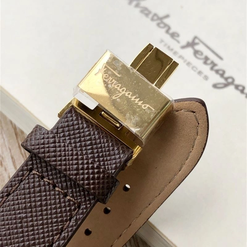 FERRAGAMO Watches ModernLook 182251