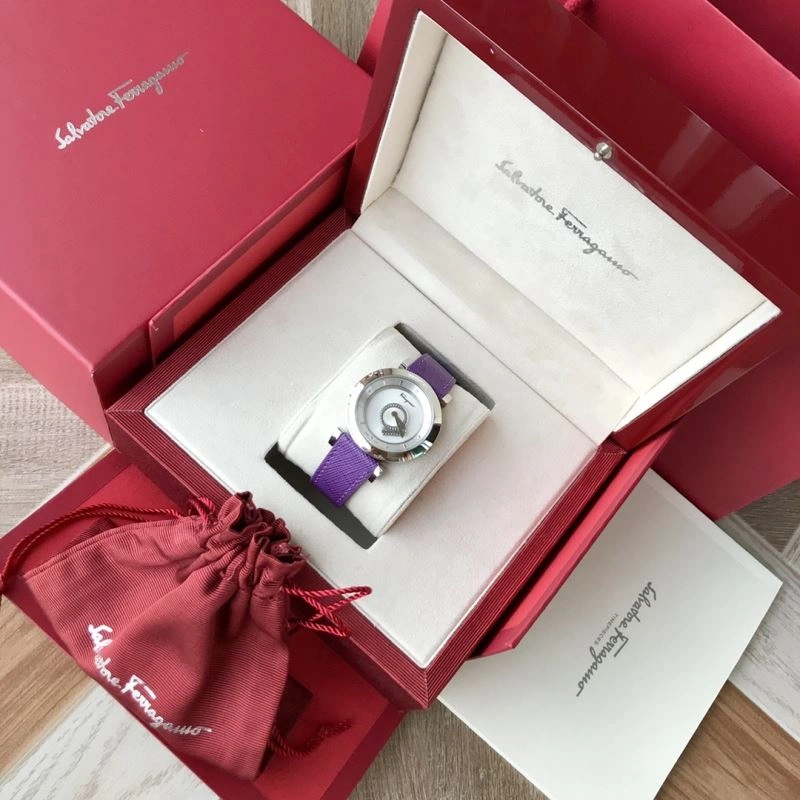 FERRAGAMO Watches Refined 182250