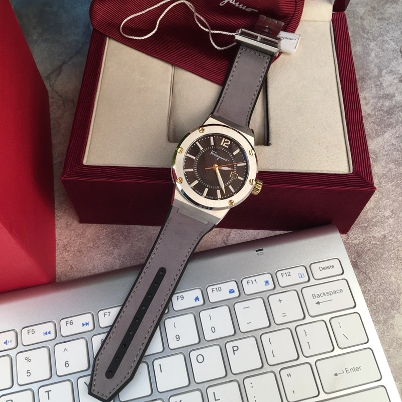 FERRAGAMO Watches Snug 182246
