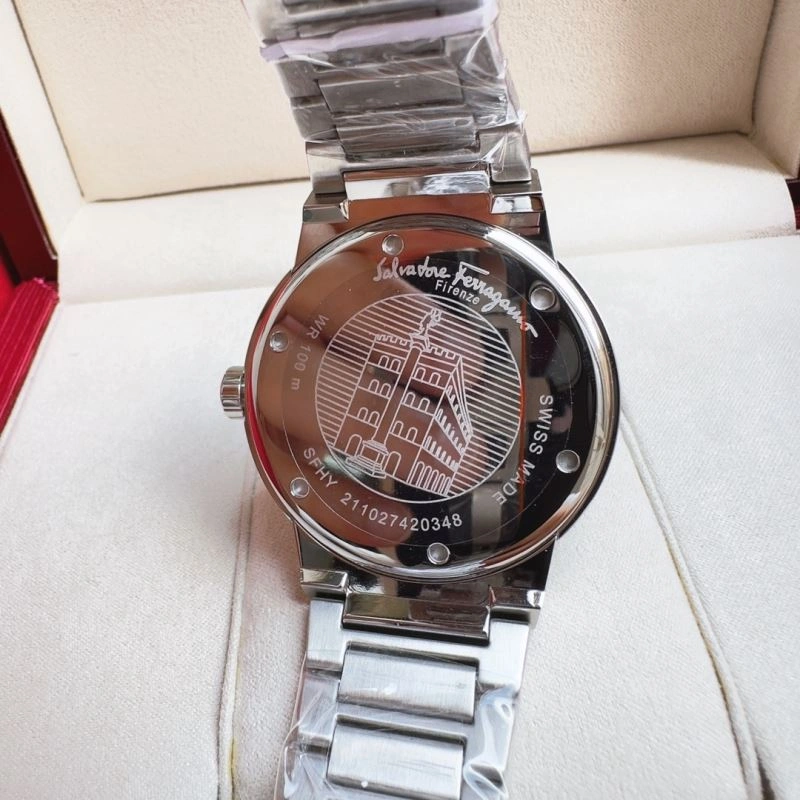 FERRAGAMO Watches Unique 182242