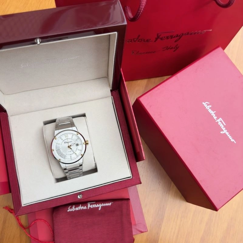 FERRAGAMO Watches ZipUp 182243