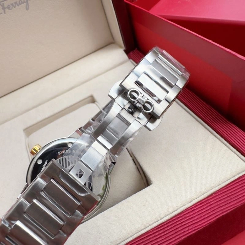 FERRAGAMO Watches ZipUp 182243
