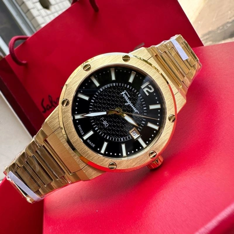 TravelReady FERRAGAMO Watches 182247