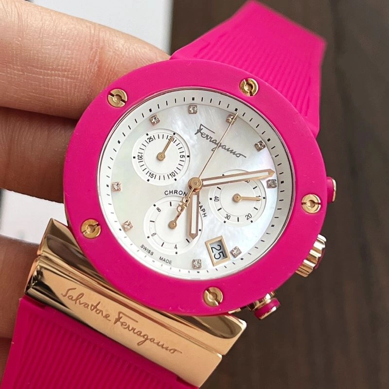 FERRAGAMO Watches Classic 182235