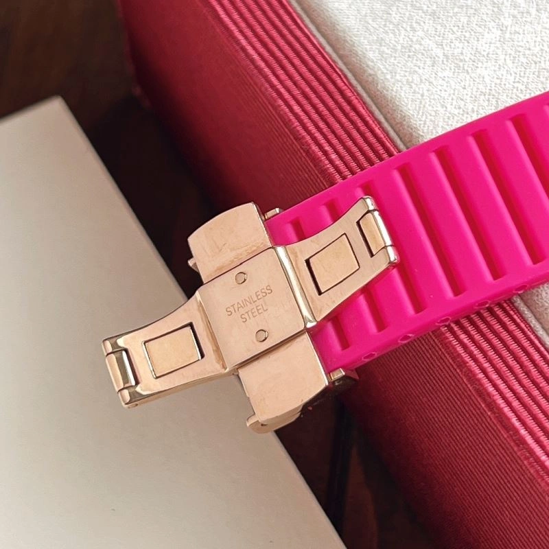 FERRAGAMO Watches Classic 182235