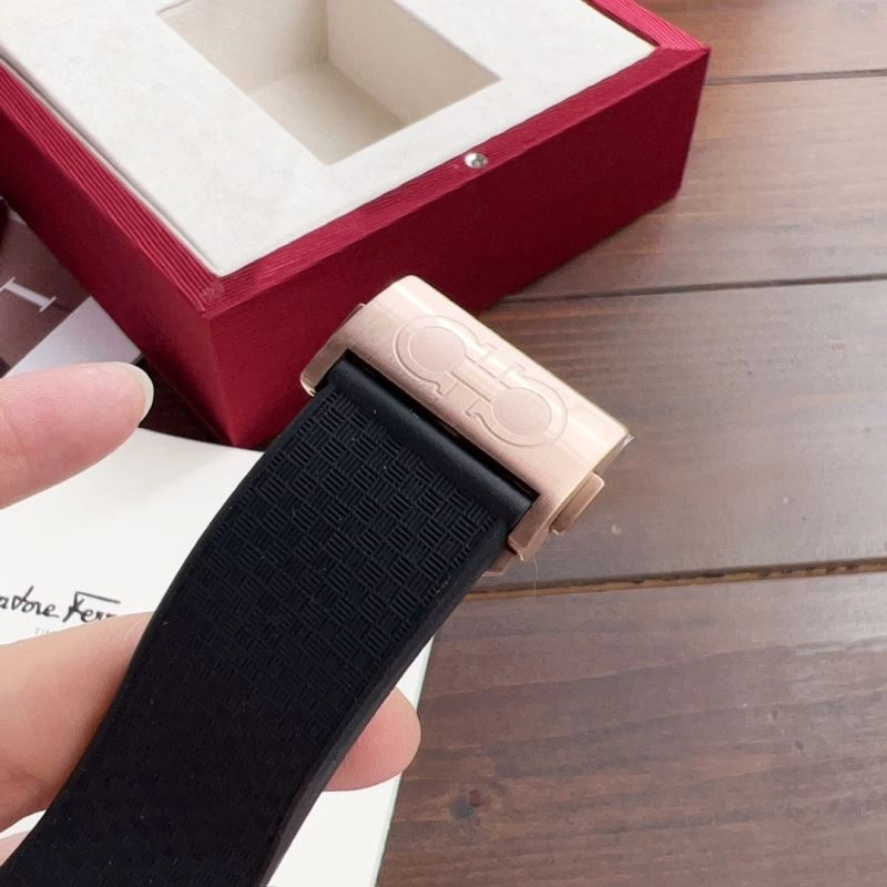 Durable FERRAGAMO Watches 182234