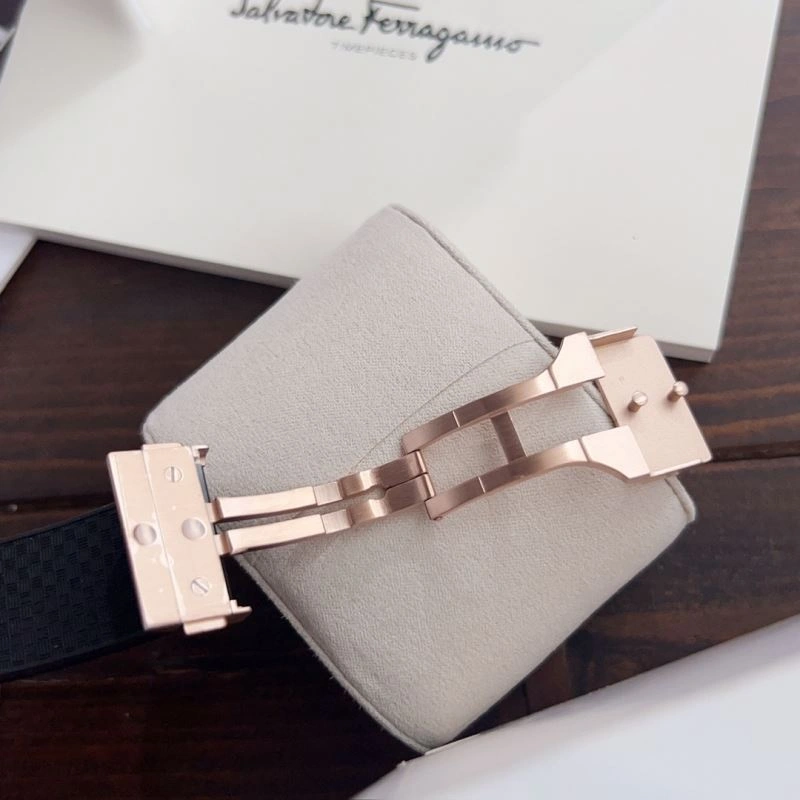 Durable FERRAGAMO Watches 182234