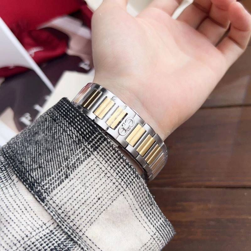 FERRAGAMO Watches Versatile 182230