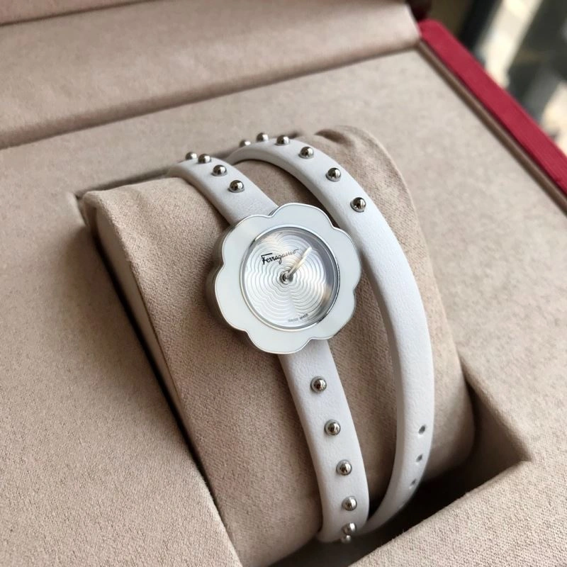FERRAGAMO Watches Stretchable 182227