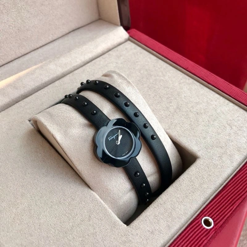 FERRAGAMO Watches Stretchable 182227