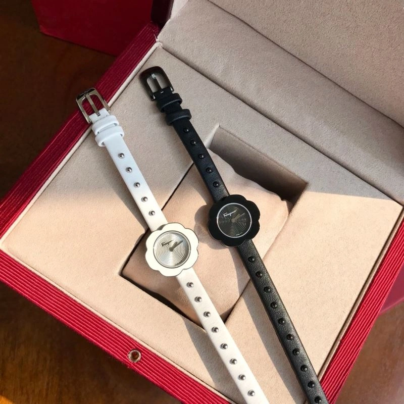 FERRAGAMO Watches Stretchable 182227