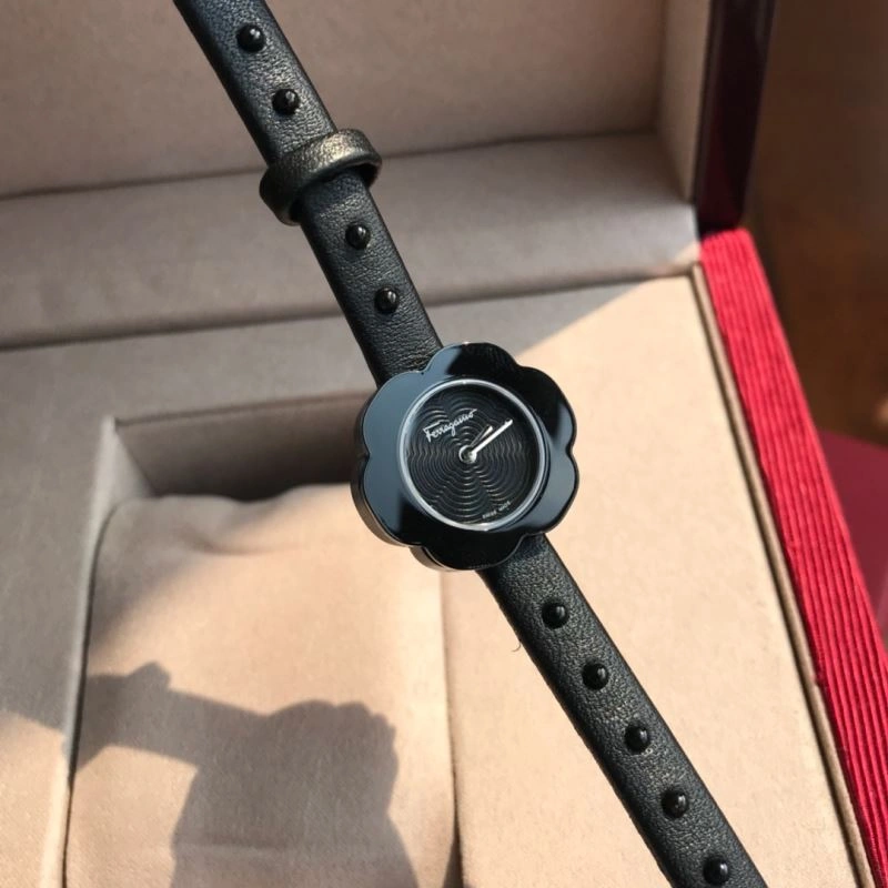 FERRAGAMO Watches Stretchable 182227