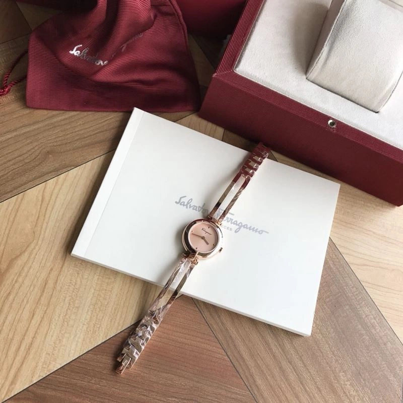 FERRAGAMO Watches WeatherProof 182217