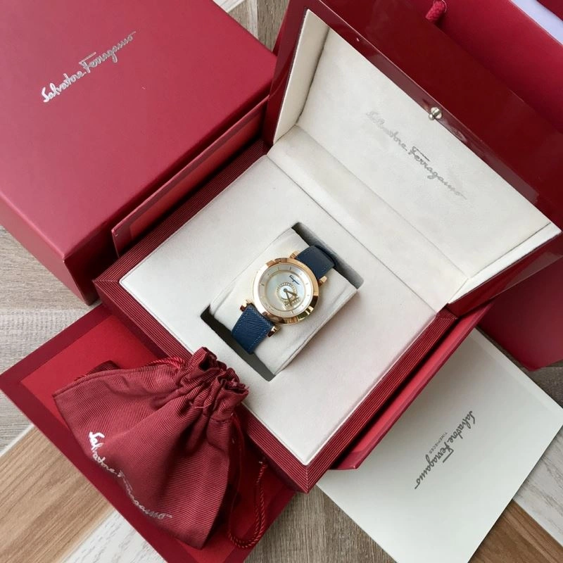 FERRAGAMO Watches Popular 182211