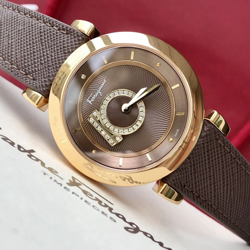 FERRAGAMO Watches Sophisticated 182208