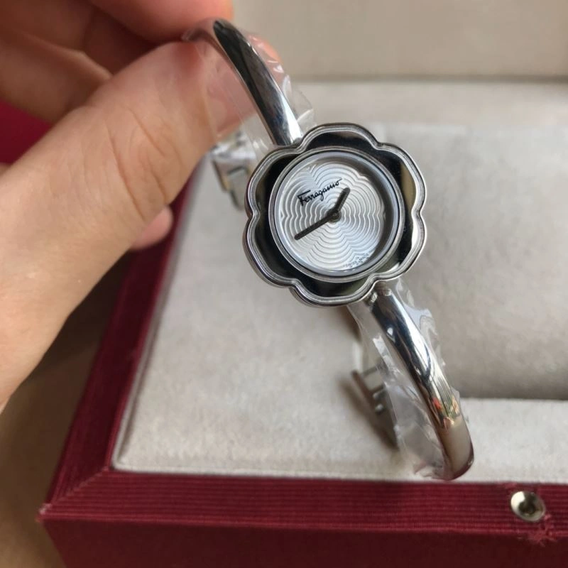 Durable FERRAGAMO Watches 182210