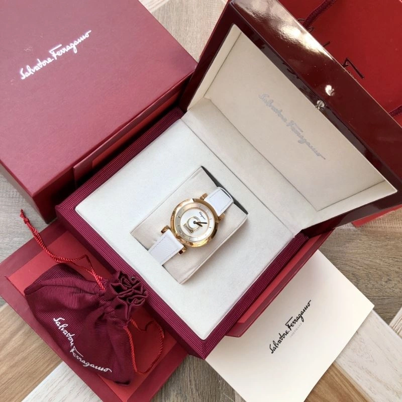 Lightweight FERRAGAMO Watches 182189