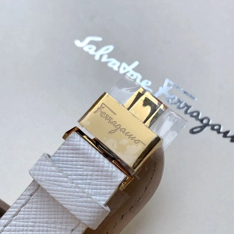 Lightweight FERRAGAMO Watches 182189