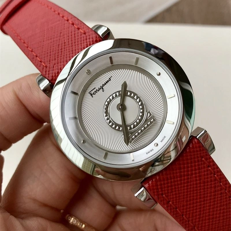 Unique FERRAGAMO Watches 182206