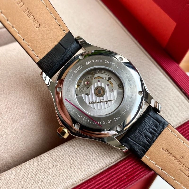 FERRAGAMO Watches Classic 182204