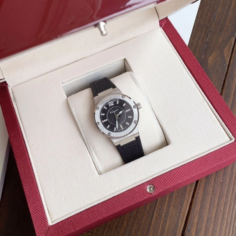 FERRAGAMO Watches Elegant 182185