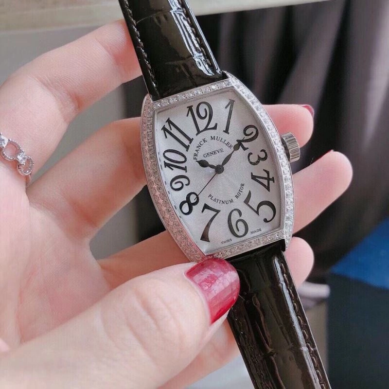 Elegant FRANCK MULLER Watches 182517