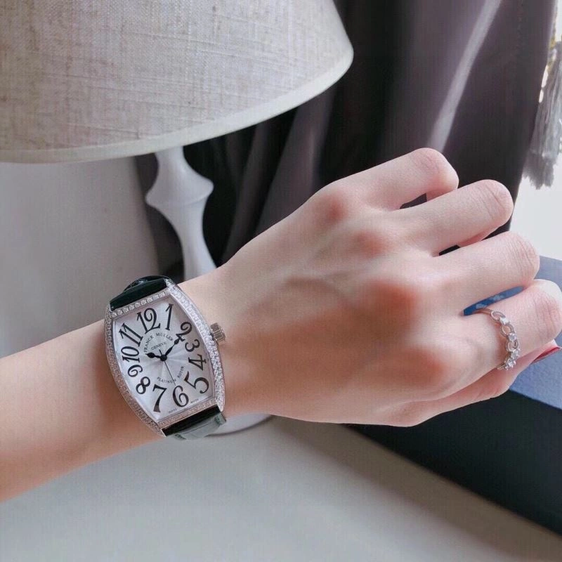 Elegant FRANCK MULLER Watches 182517