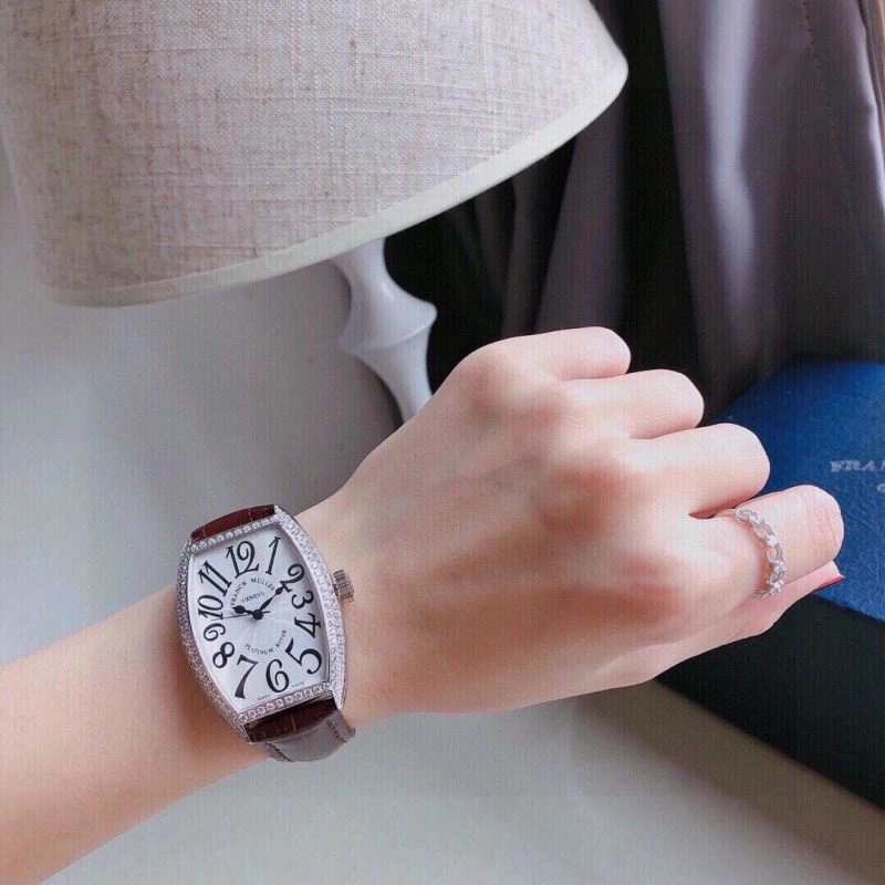 Trendy FRANCK MULLER Watches 182533