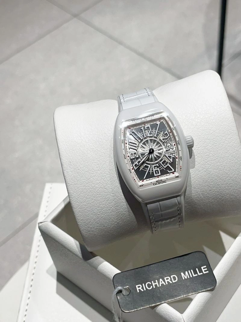 FRANCK MULLER Watches Trendy 182394