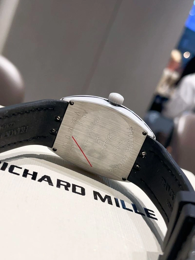 Versatile FRANCK MULLER Watches 182392
