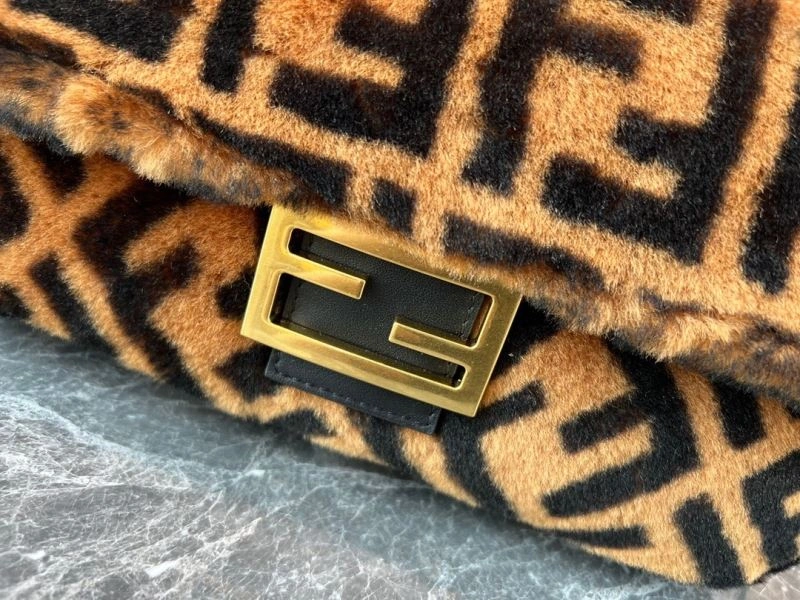 Unique Fendi Baguette Bags 78310