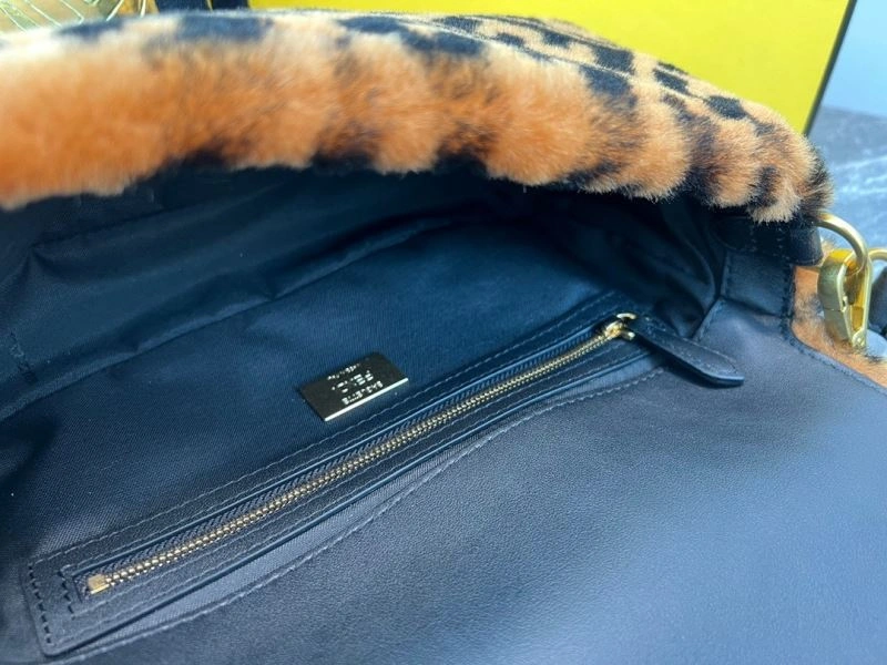 Unique Fendi Baguette Bags 78310