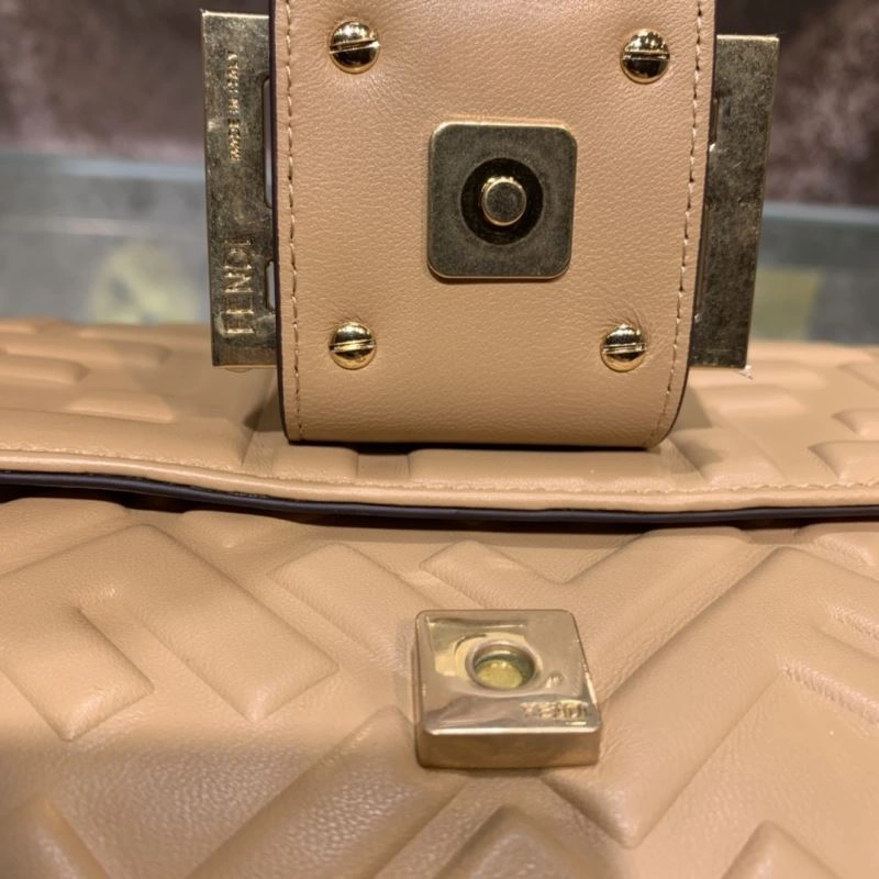Affordable Fendi Baguette Bags 73023