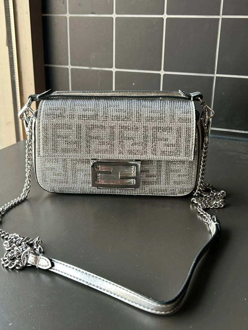 Fendi Baguette Bags Comfortable 73011