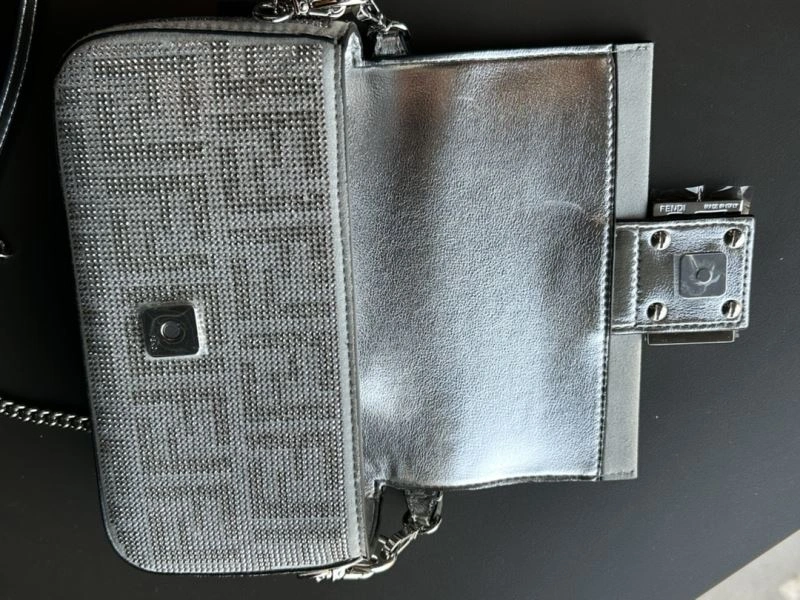 Fendi Baguette Bags Comfortable 73011