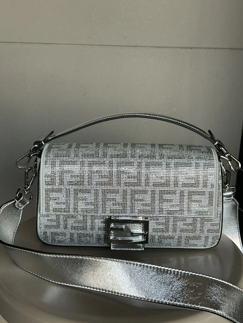 Elegant Fendi Baguette Bags 73009