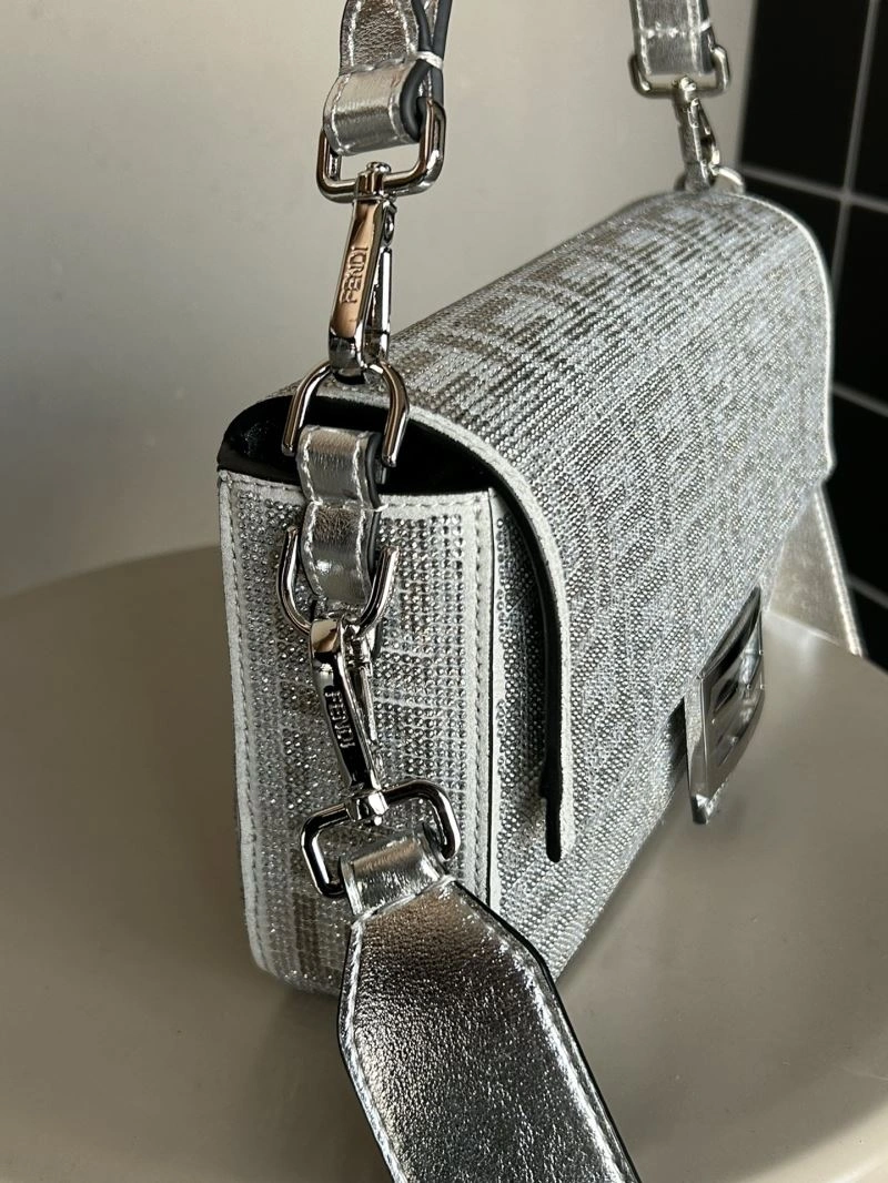Elegant Fendi Baguette Bags 73009