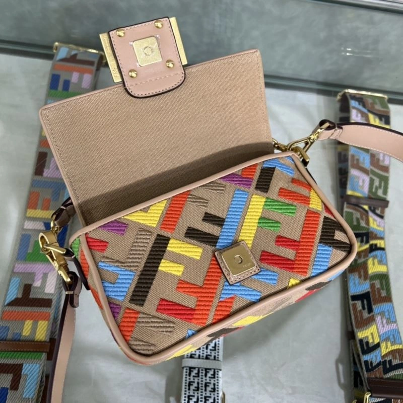 Fendi Baguette Bags Cozy 73008